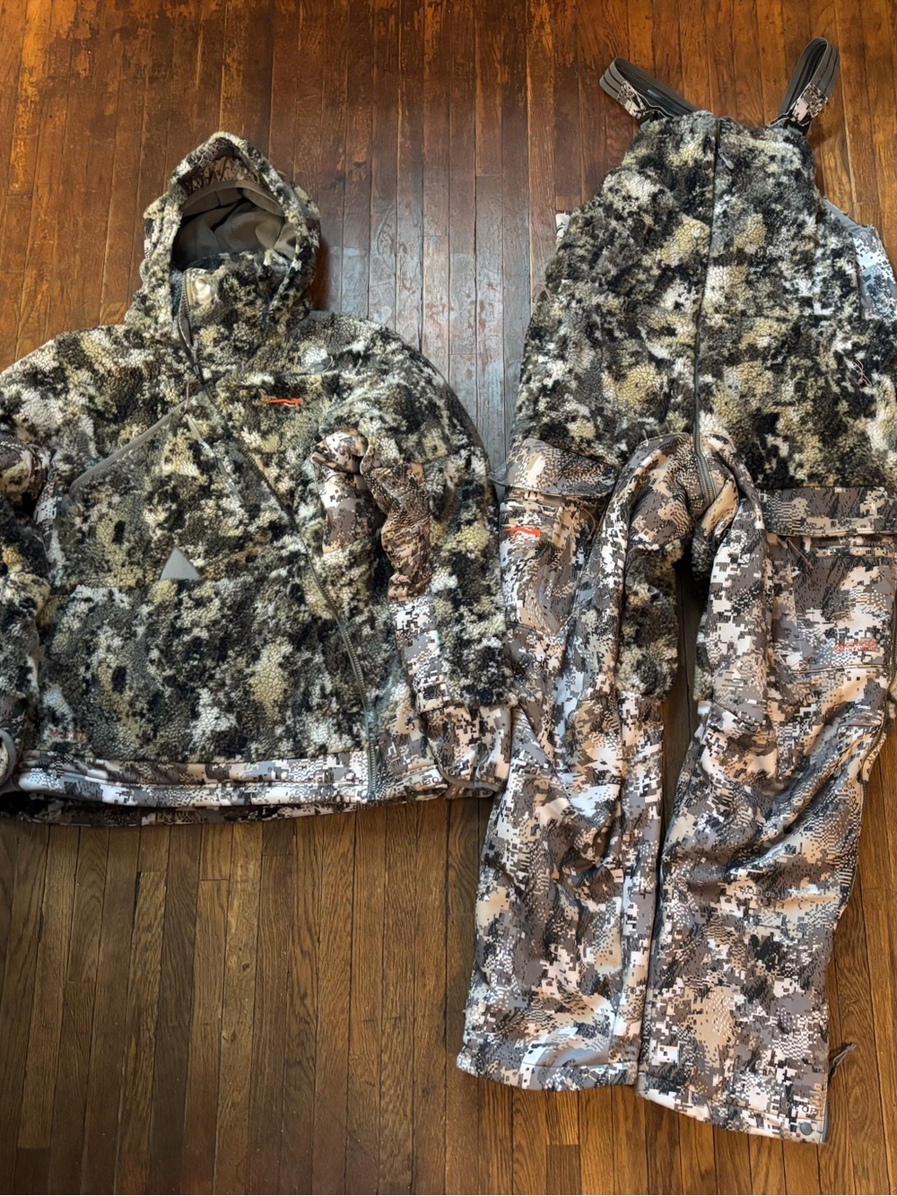 Women’s Sitka Hunting Gear